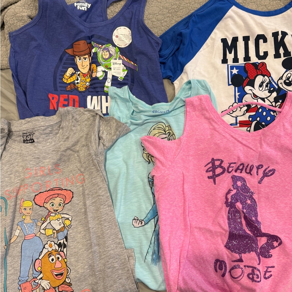 29 piece lot Disney  ShortSleeve , long sleeve, and sweatshirt